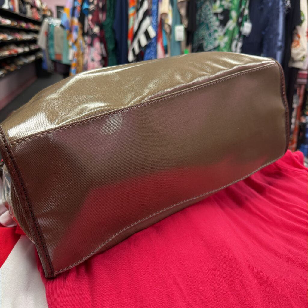 Antoni Melani Tote