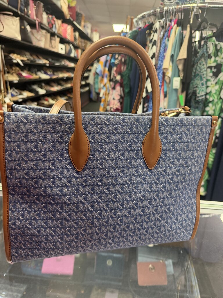 Michael Kors MK Signature Tote bag