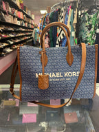 Michael Kors MK Signature Tote bag