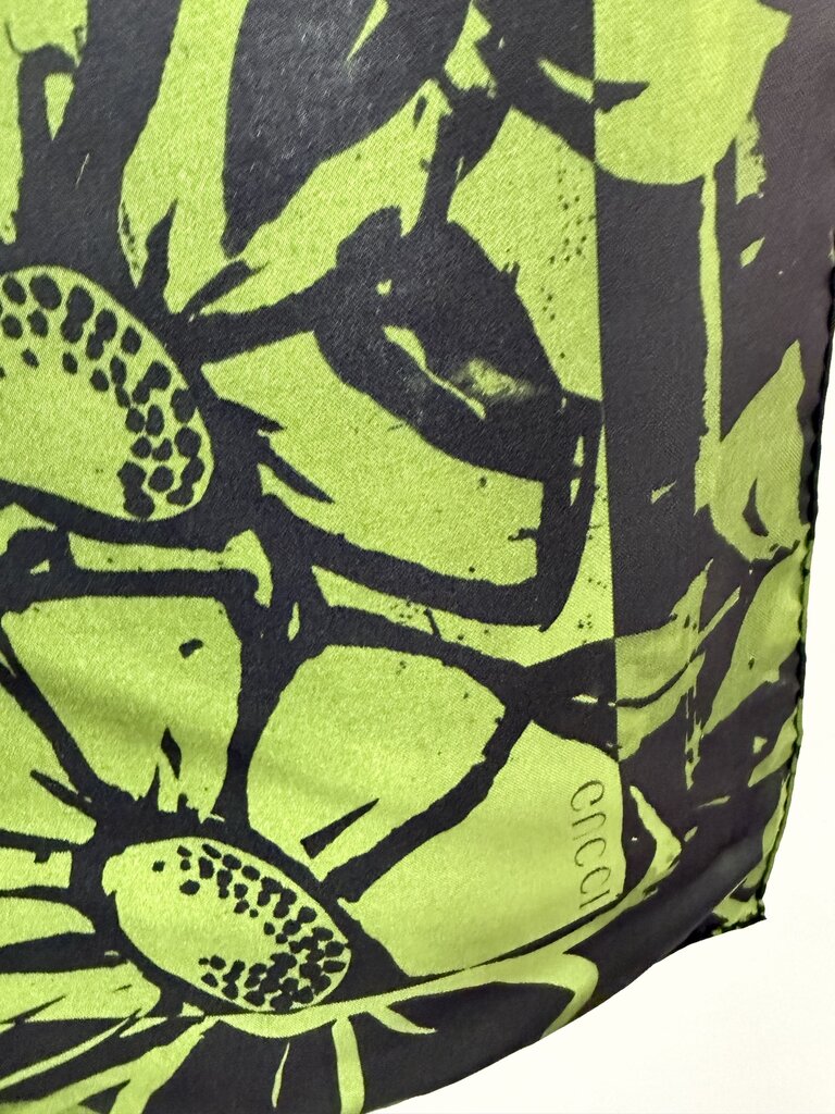 Gucci VTG Silk Scarf Floral