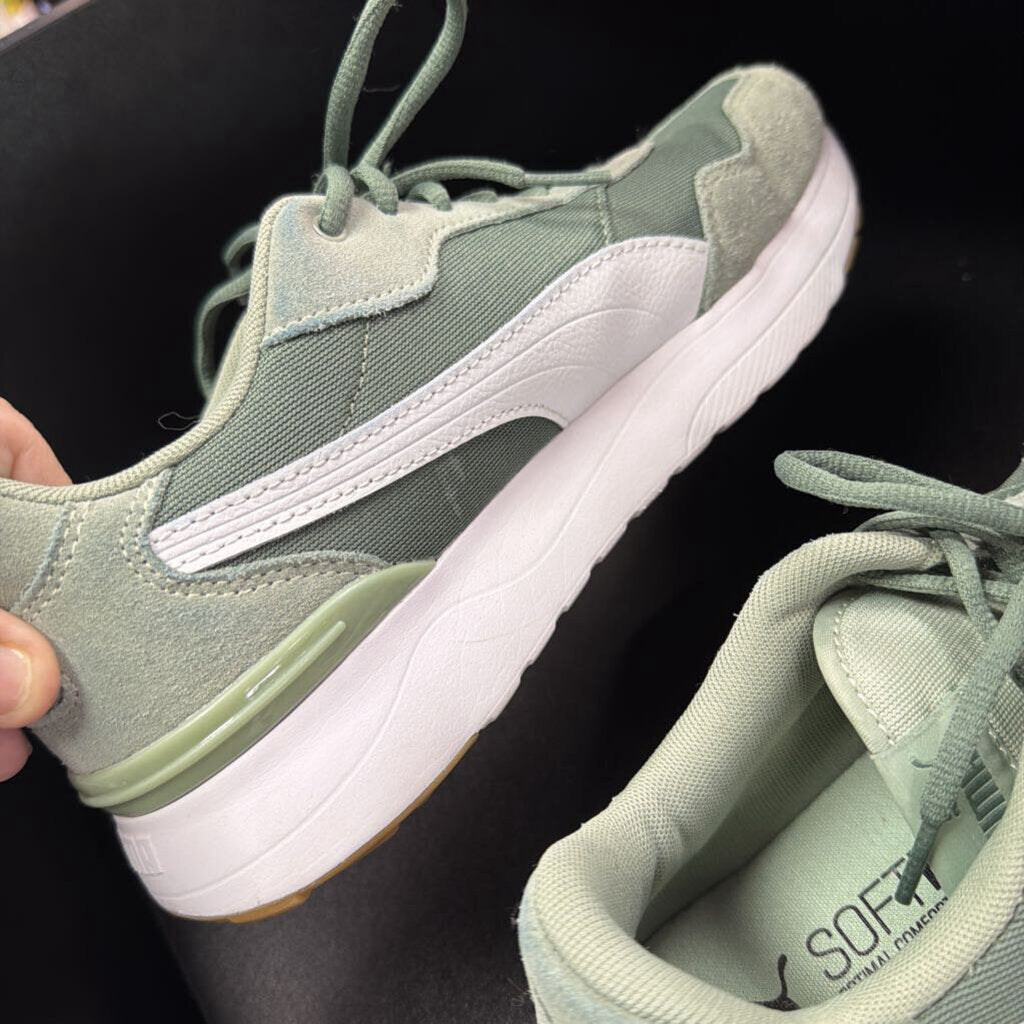 9 Puma Sneakers Women R78 Voyage Sneaker