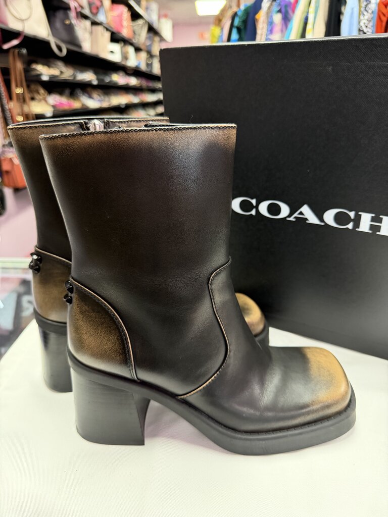 6.5 Coach Loved Leather Scuplt C Bootie Fits Like 7