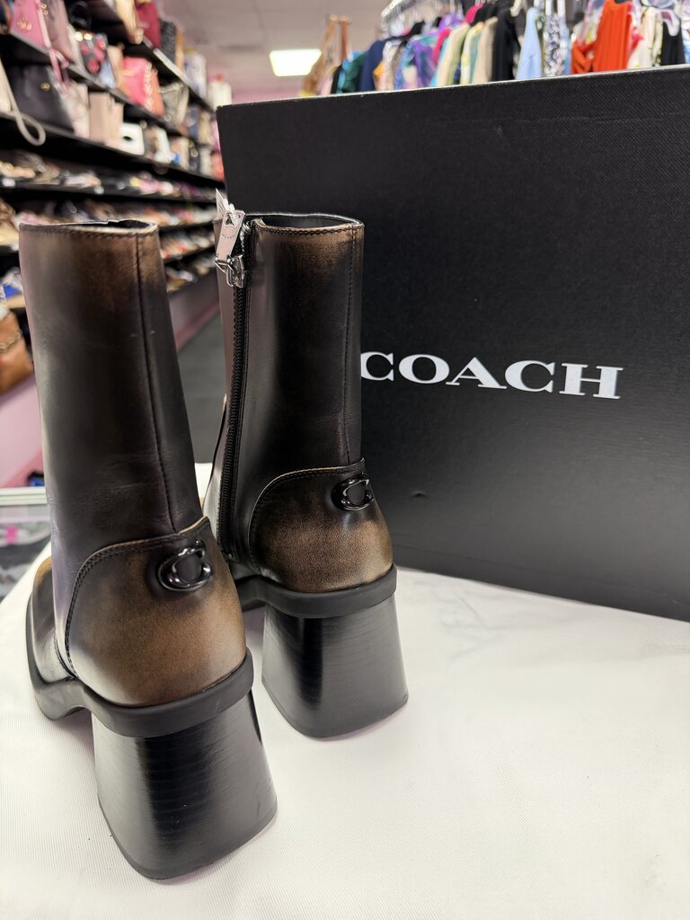 6.5 Coach Loved Leather Scuplt C Bootie Fits Like 7