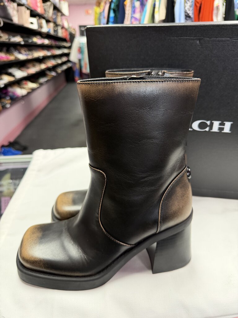 6.5 Coach Loved Leather Scuplt C Bootie Fits Like 7