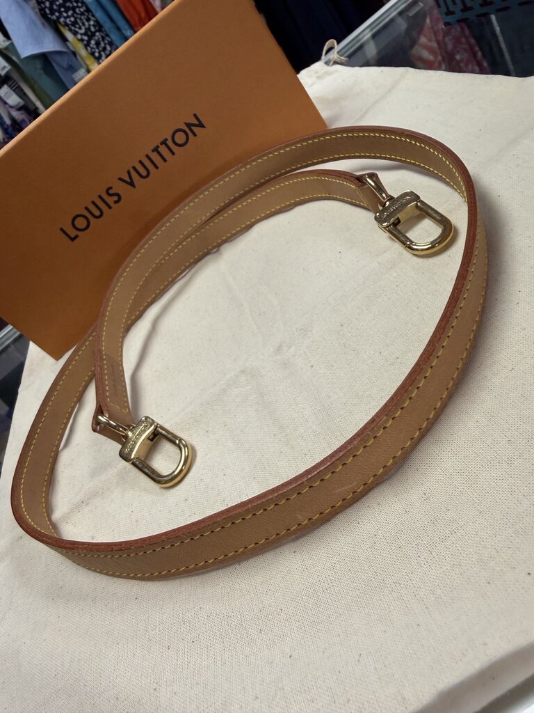 Louis Vuitton Vachette Strap