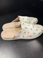 9 Clarks Cloudsteppers Breeze Shore Slip-on Mules Floral Canvas