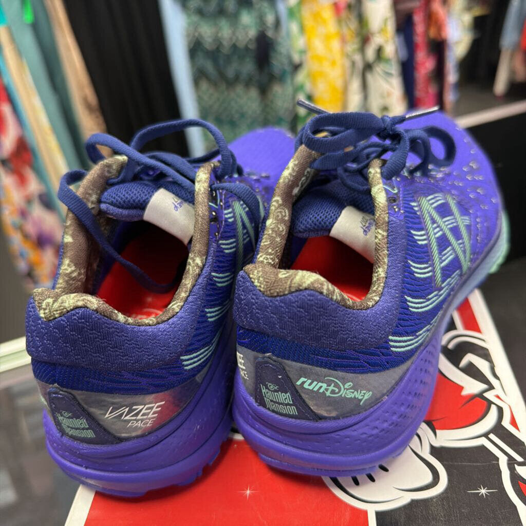 7.5 New Balance Limited Edition NIB runDisney Haunted Mansion