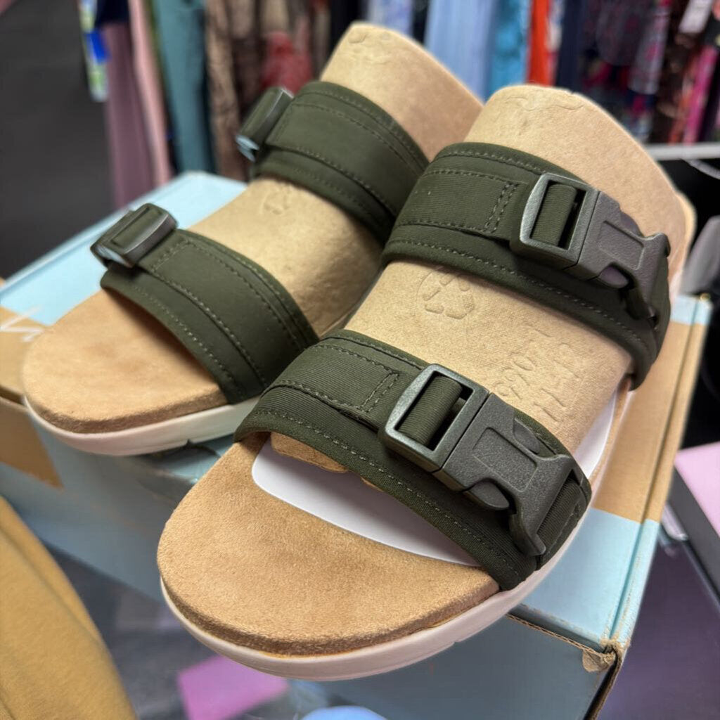 11 Lifestride Olive Neoprene Sandal NIB