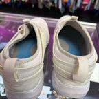 9.5 Vionic Captivate Sneaker