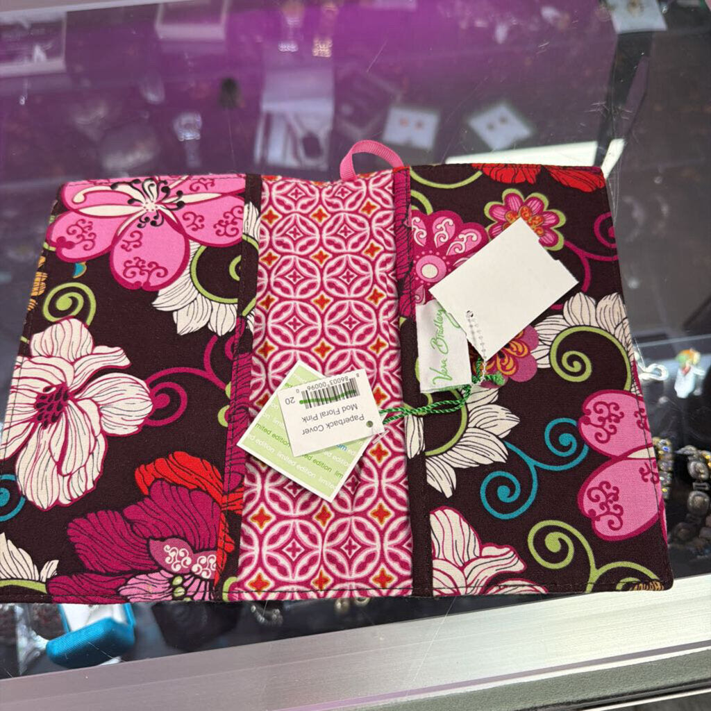 Vera Bradley Paper Back Cover NWT