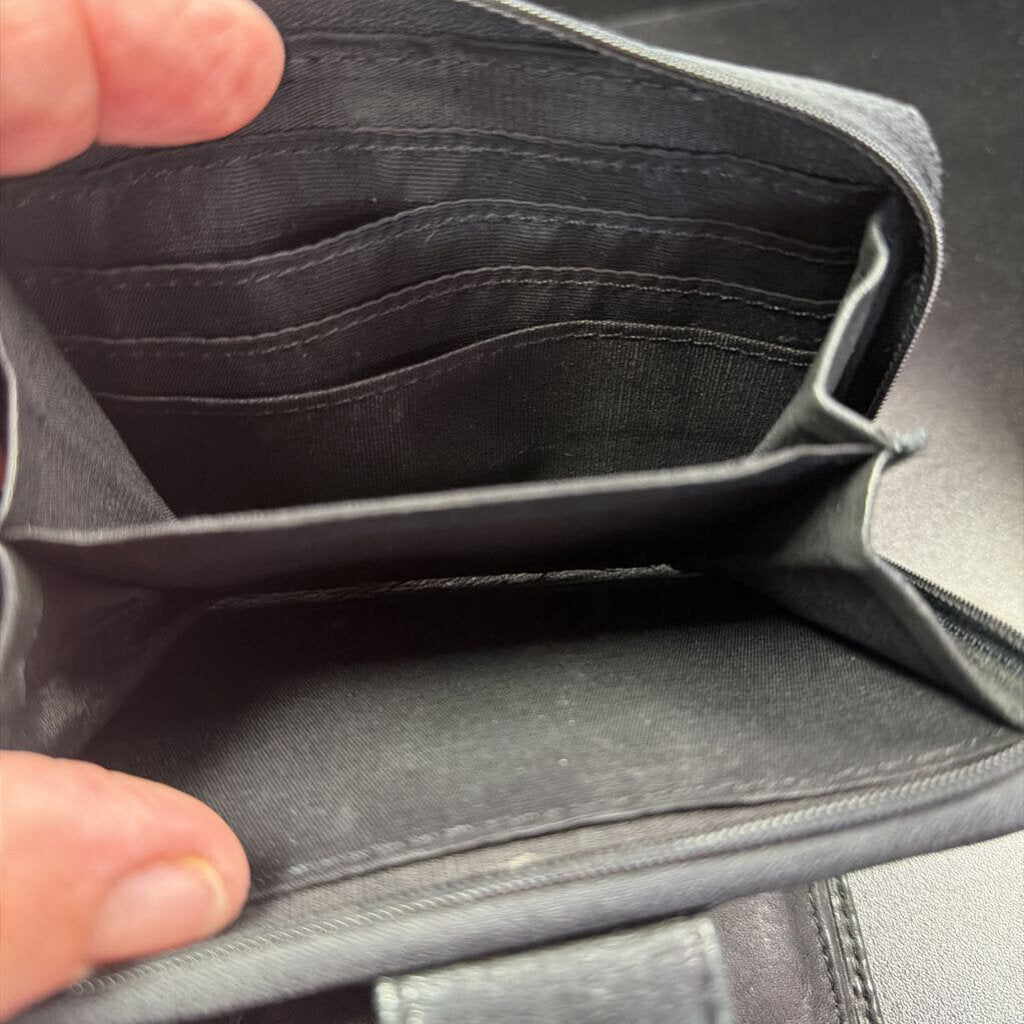 Wilsons Leather Zip Around Wallet