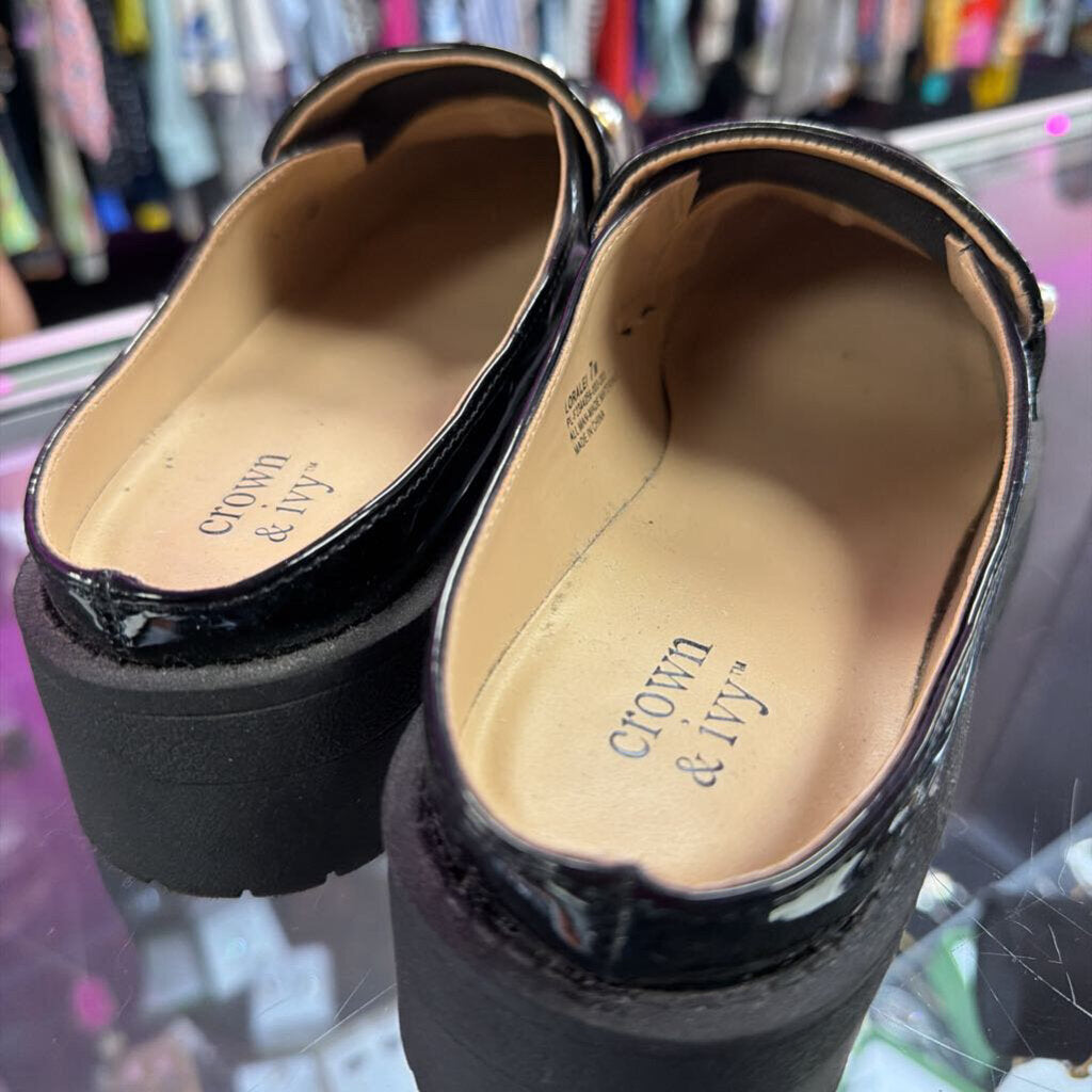 7 Crown & Ivy Side On Pearl Detail Mule Loafer