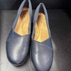 8.5 Clarks Suttyn Walk Wedge Shoe Leather
