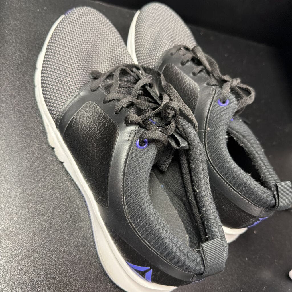 8.5 Reebok Mesh Lace Up Athlux Shatr Print