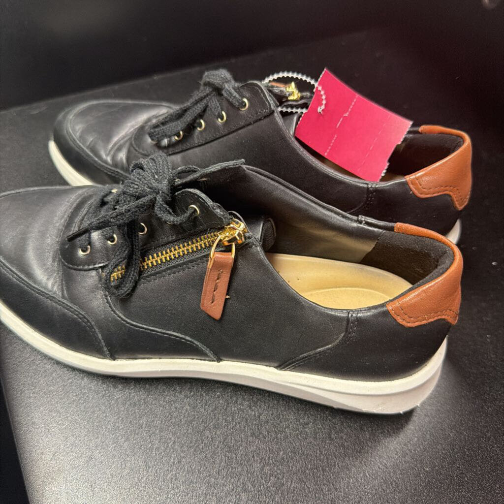9 Clarks Nalle Lace Up Leather Side Zip Sneaker