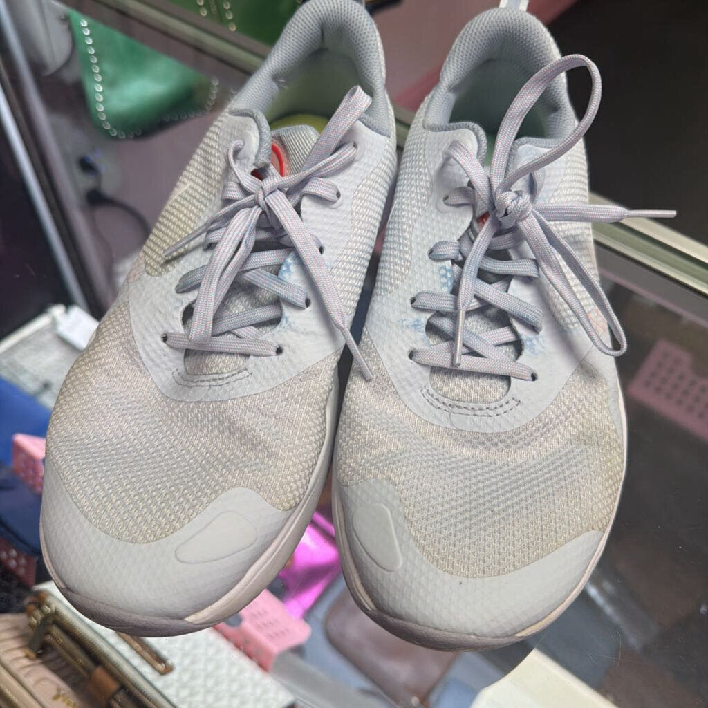 9 Nike City Rep TR Lace Up Sneakers