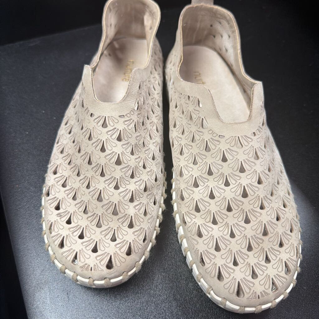 8.5 Perforated Slide Shoe