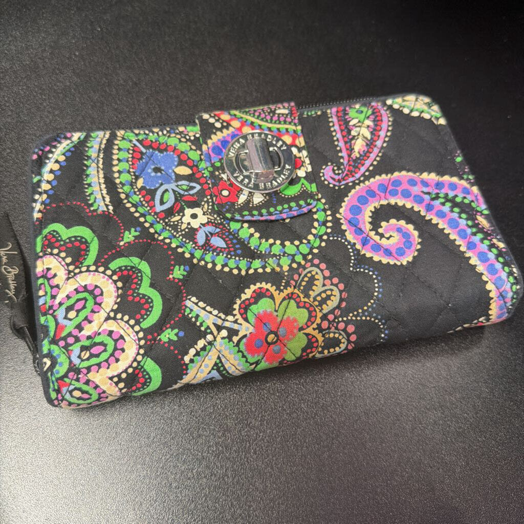Vera Bradley Cotton Quilted RFID Travel Wallet