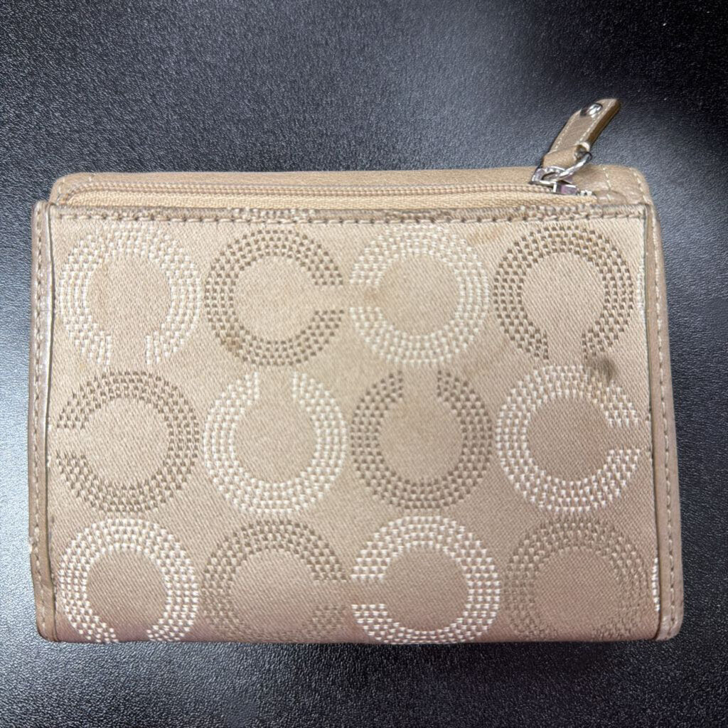 Coach Madison Dotted Monogram Trifold Satin Smooth Leather