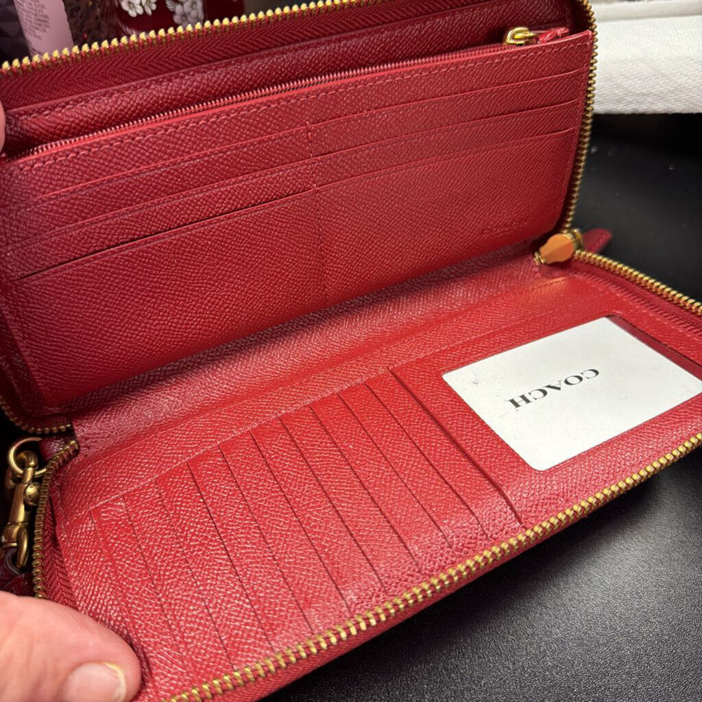 Coach Continental Wallet Crossgrain Leather w/ Strap