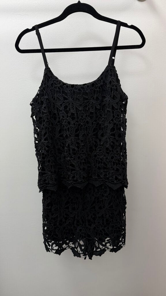 MD Spaghetti Lace Tiered Solid Romper