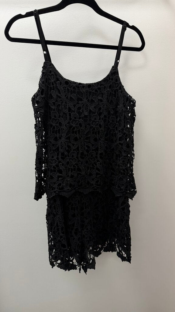 MD Spaghetti Lace Tiered Solid Romper