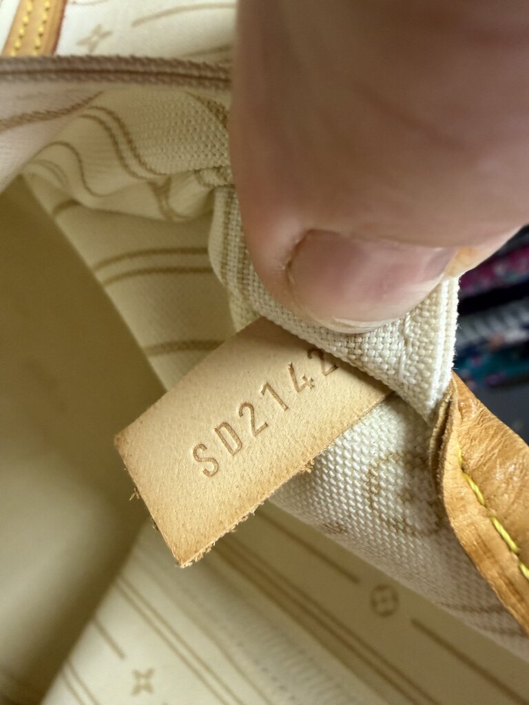 Louis Vuitton Neverfull GM Damier Azur SD2142 2012 No Pouch/Heat Stamped Intials