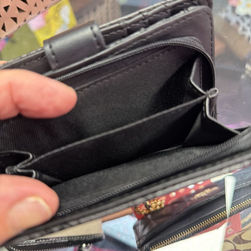Nine West Bifold Wallet Monogram