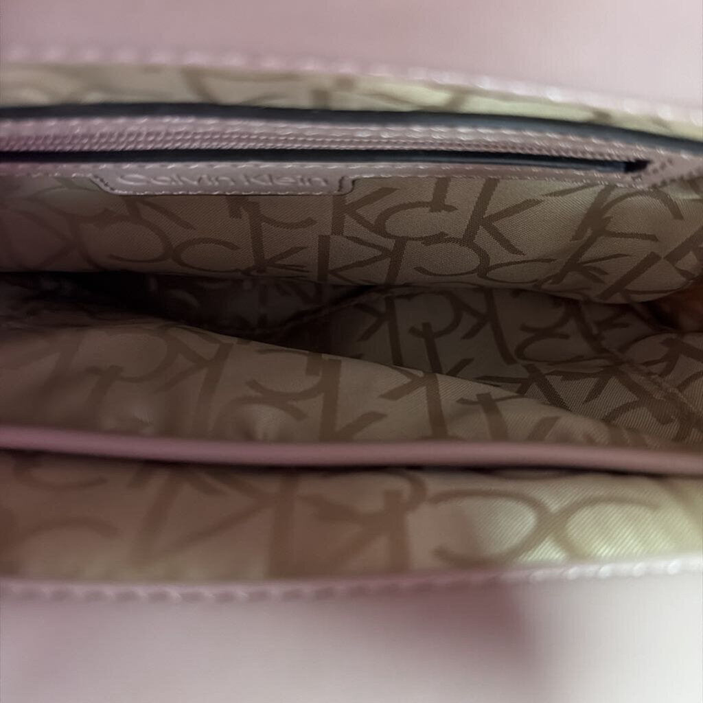 Calvin Klein Reyna Signature BackPack Small Imperfection On flap NWT