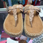7.5 Lucky Brand Thong Silver Detail Slide On Espadrille Sandal