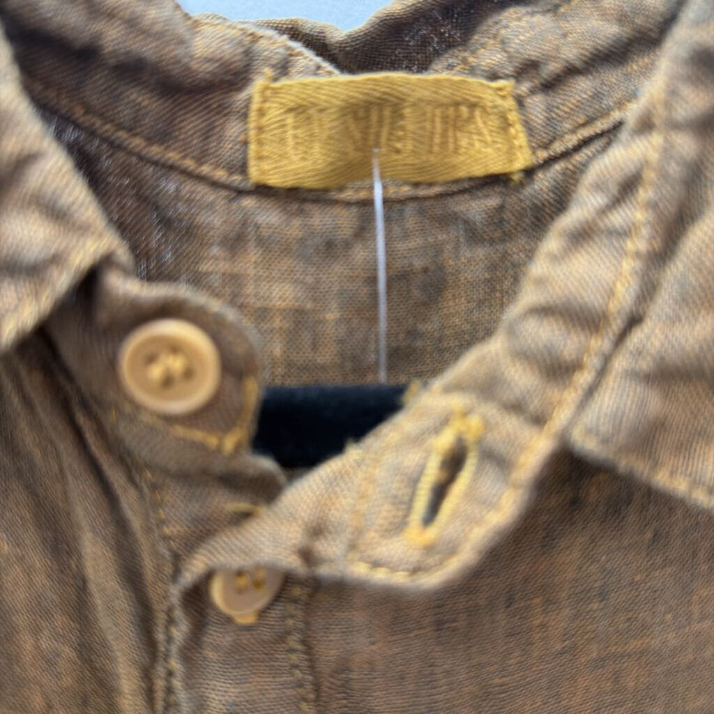MED Sleeveless Button Up Linen Solid Top