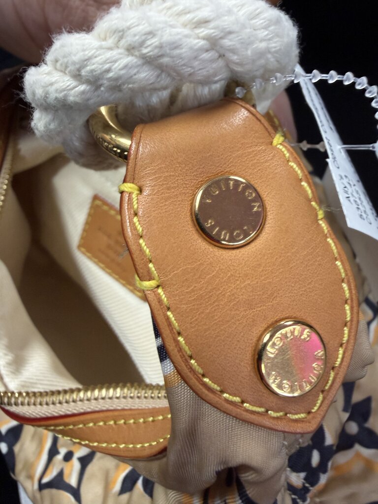 Louis Vuitton Limited Edition Bulles PM From The 2010 Cruise Collection