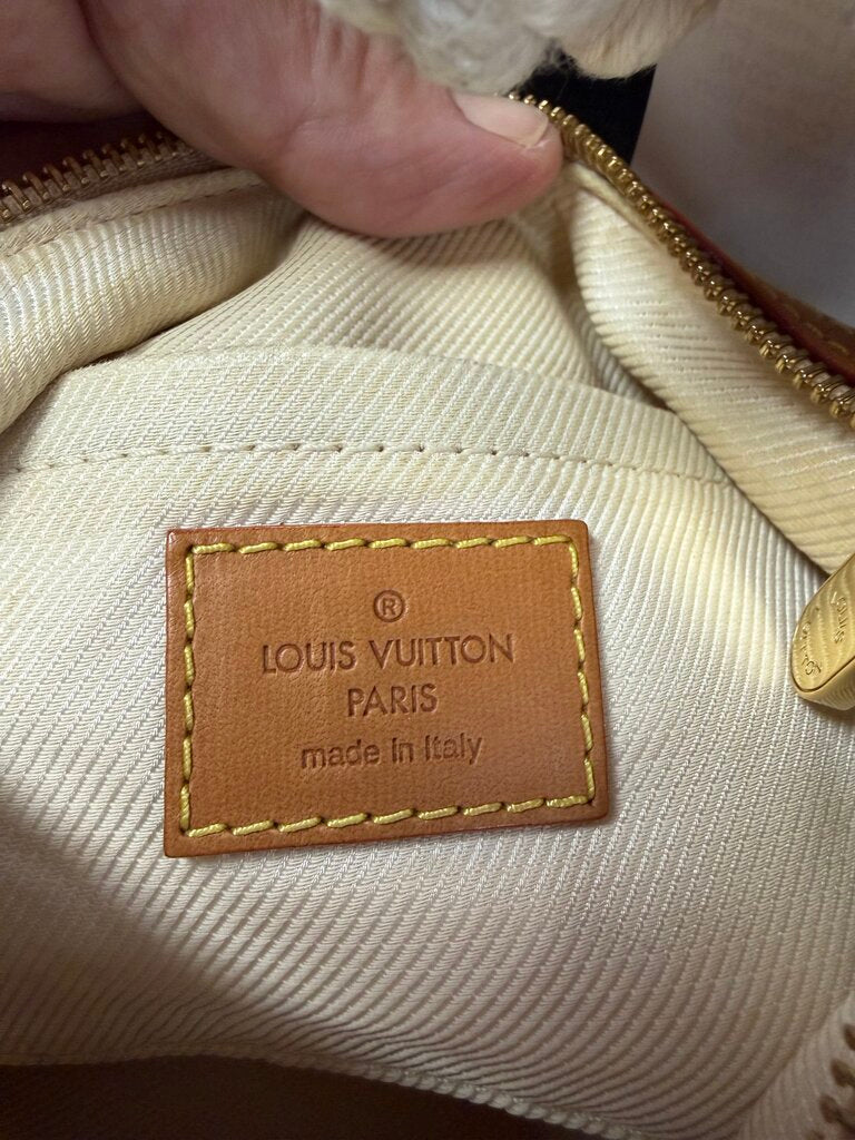 Louis Vuitton Limited Edition Bulles PM From The 2010 Cruise Collection