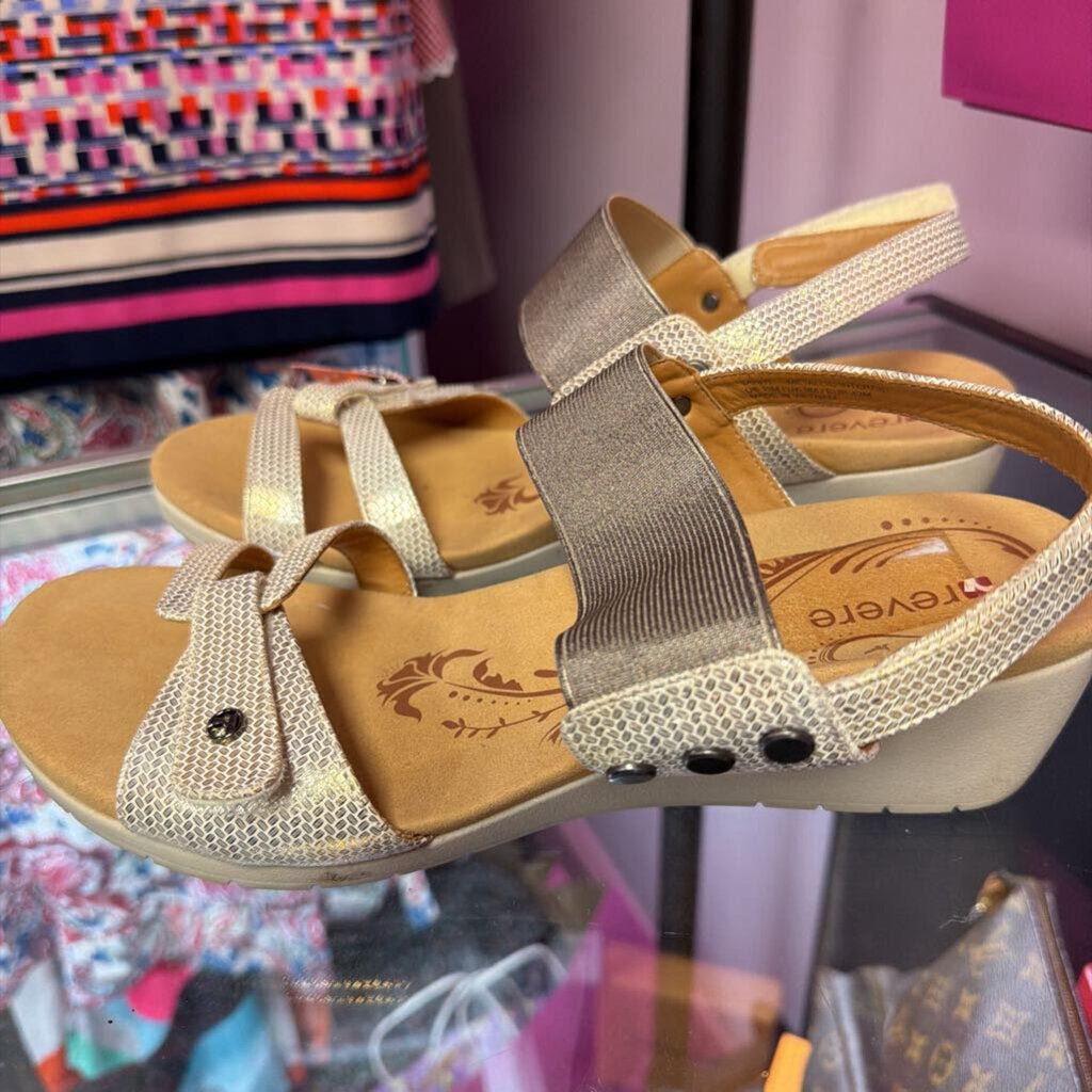 11 Tahiti Wedge Metallic Leather Sandals