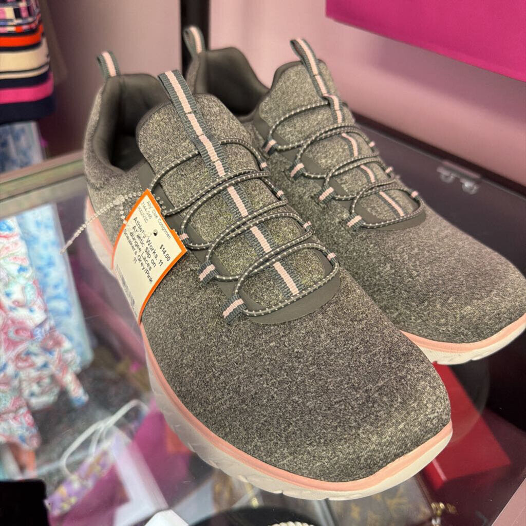 11 Athletic Slip on Bungee Laces Sneakers