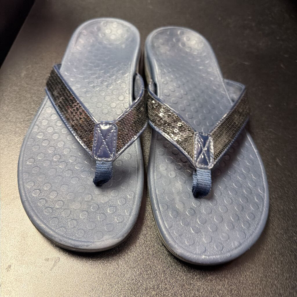 10 Vionic Sequin Thong Sandal Navy