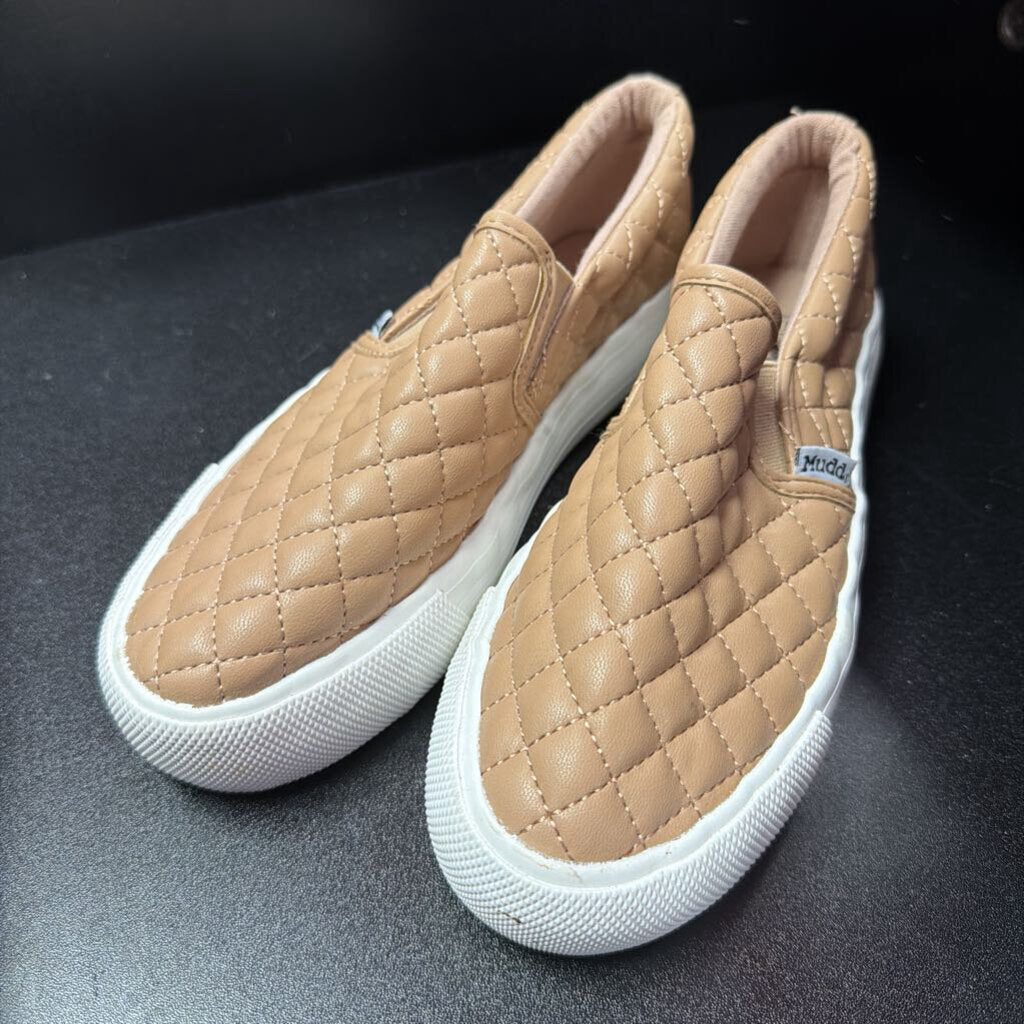 7.5 Mudd Quilted Slide On Sneaker
