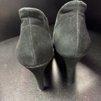 8 Adrienne Vittadini Velvet Round Toe Heel