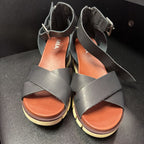 7.5 Mia CHunky Wedge Criss Cross Ankle Strap