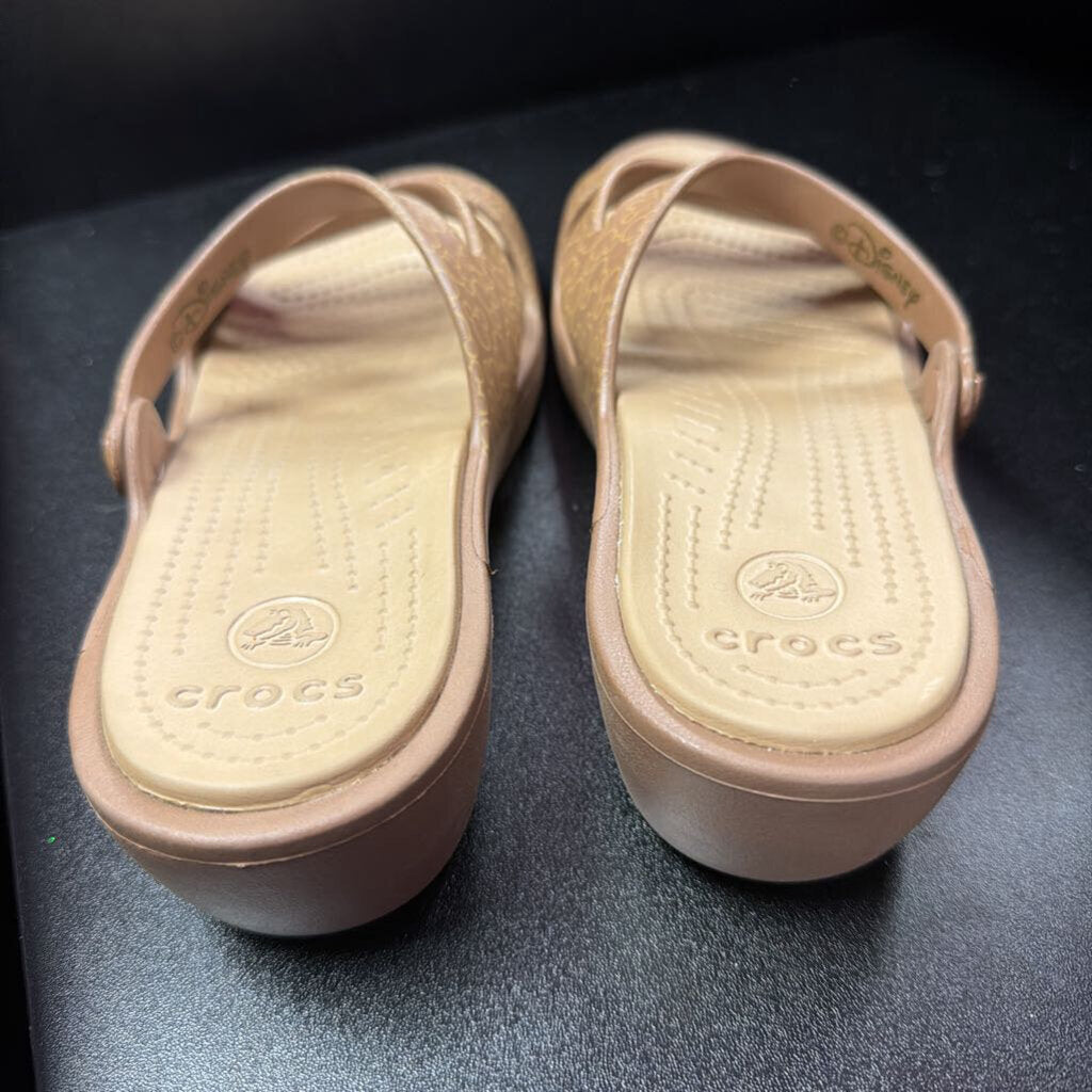 8 Crocs Disney Mickey Patricia Wedge Sandal
