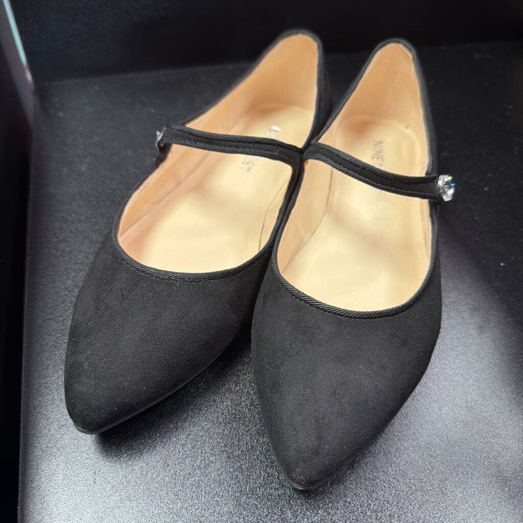 6M Nine West Pointed Velvet MJ Flat