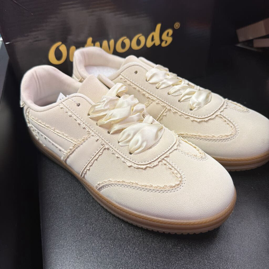 10 Outwards Giana Cream Sneaker Ruffled Lace Detail Satin Laces NIB