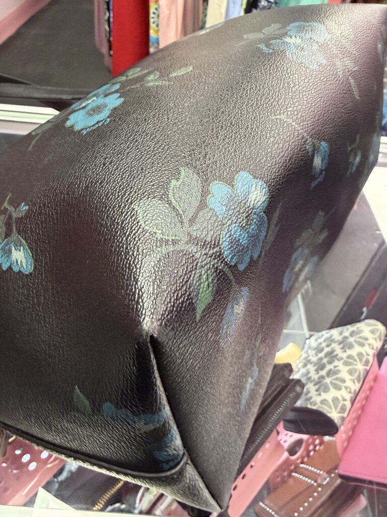 Coach Gallery Floral Print Tote F88877