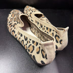 9/40 Unknown Animal Print Knit Loafer