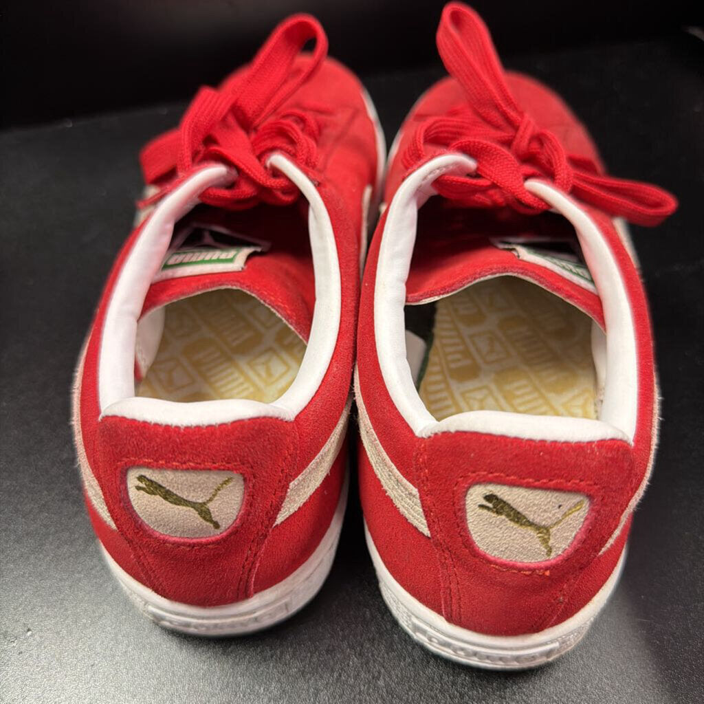 9 Puma Suede Classic XXI Sneakers