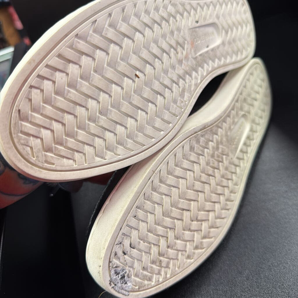 9B Cole Haan Leather Loafer