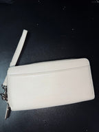 Coach Smooth Leather Zip Wristlet Wallet 2000s