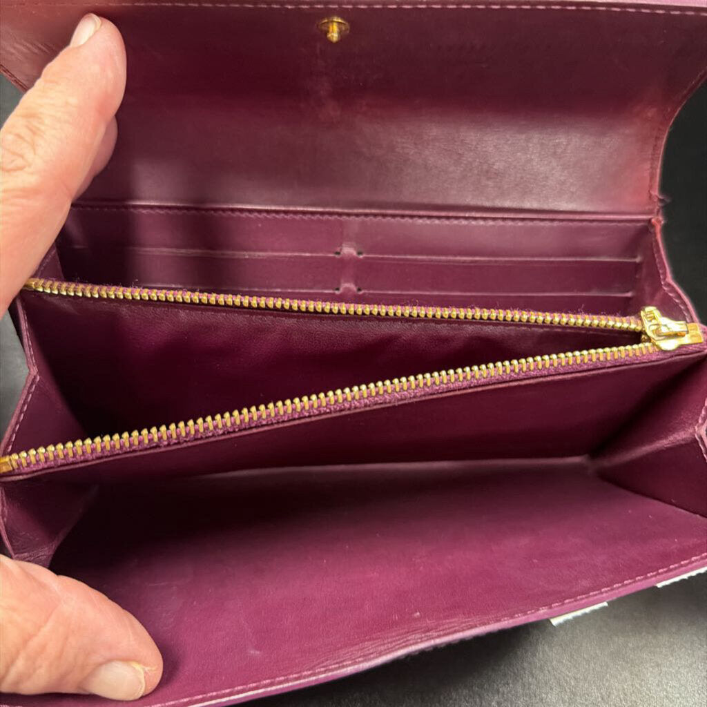 Louis Vuitton Sarah Wallet Vernis