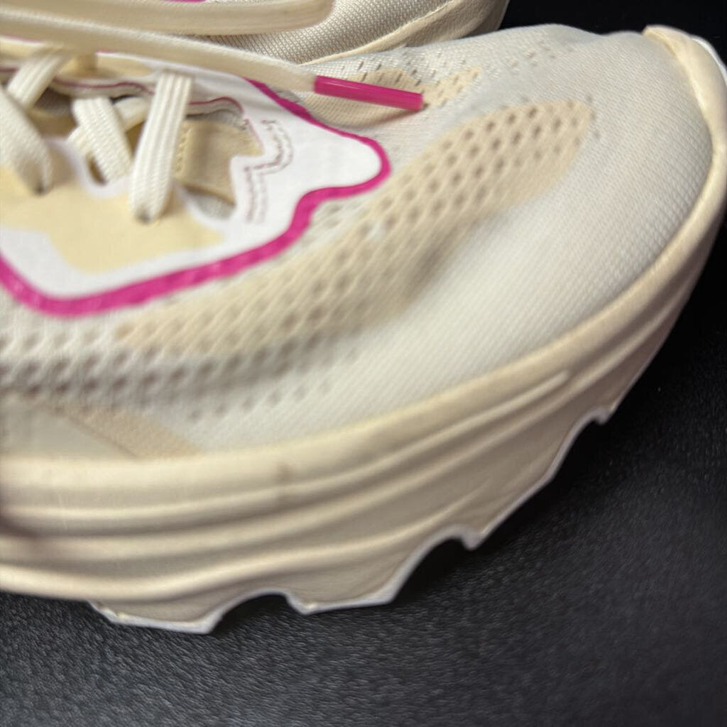 8.5 Sorrel Kinetic Breakthru Day Lace Sneakers