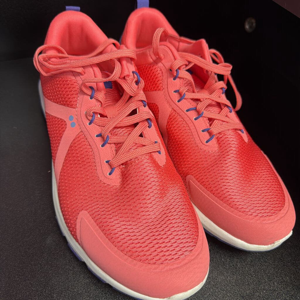 11 Ryka Energize Re-Zorb Walking Sneaker